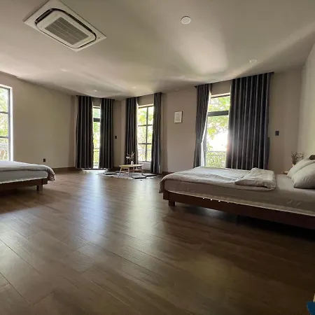 N11 Homestay